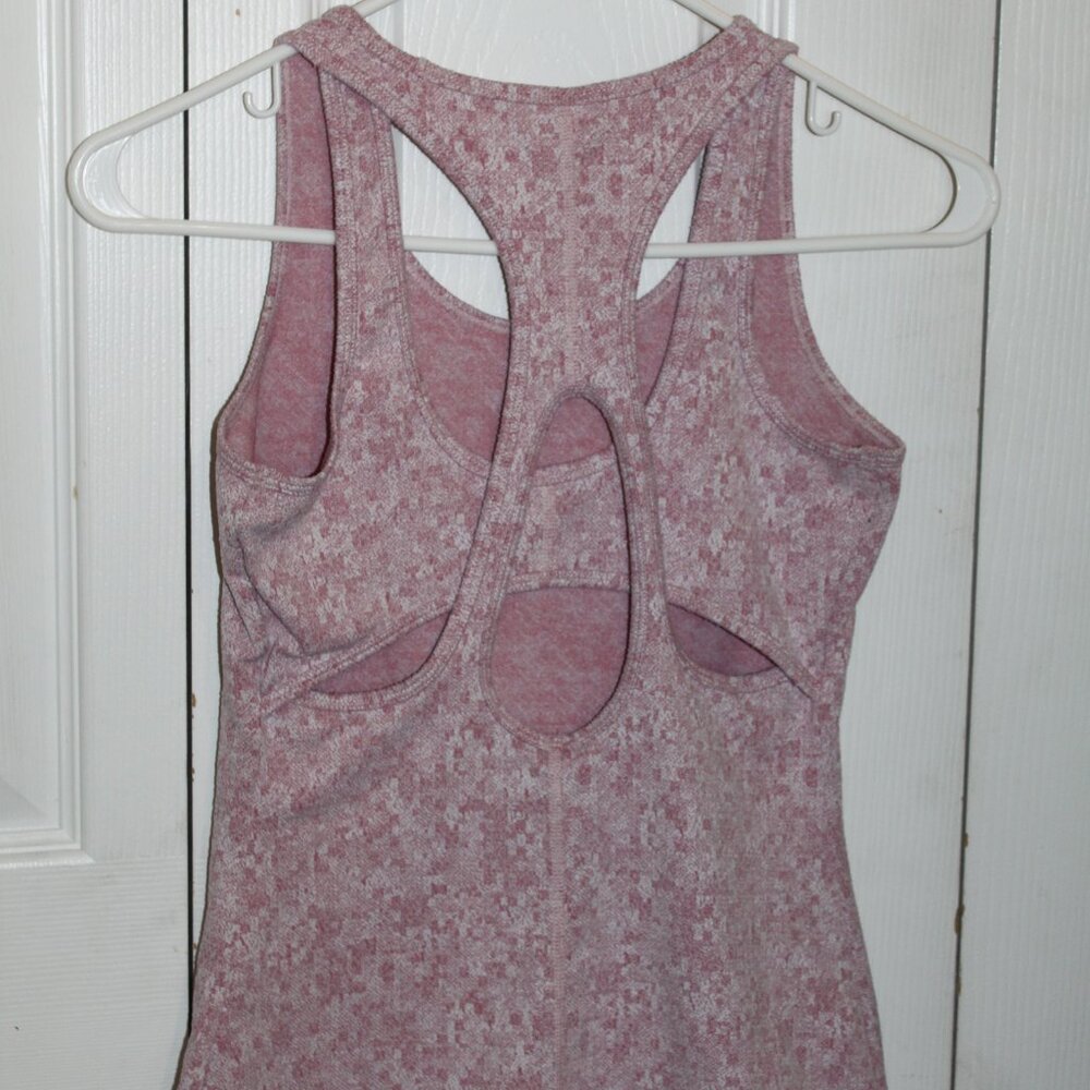 Gymshark Racerback Tank Top - Picture 5 of 6